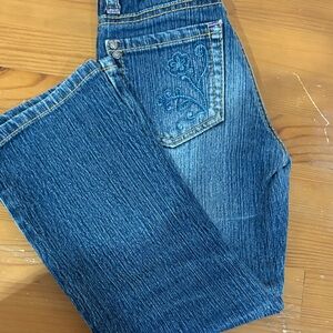 Girls Blue Embroidered Pocket Jeans